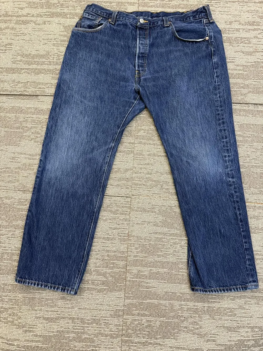 Levis 501 Jeans Mens 40x30 Blue Denim Straight Leg Button Fly Classic Fit Pants